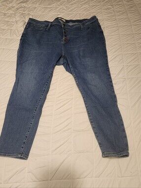 Madewell 9" Mid-Rise Skinny Crop Jeans: Button-Front Edition
